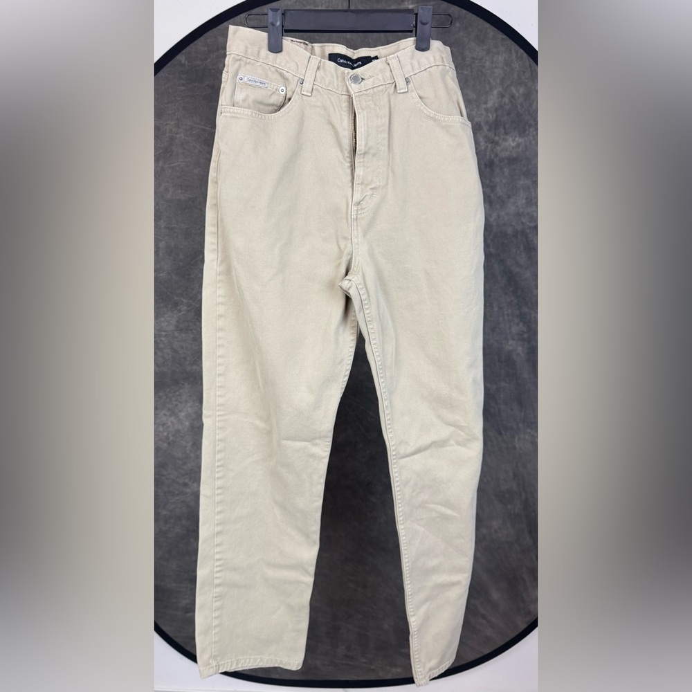 Calvin Klein / Men’s Khaki Jeans / Straight Leg / Size 32